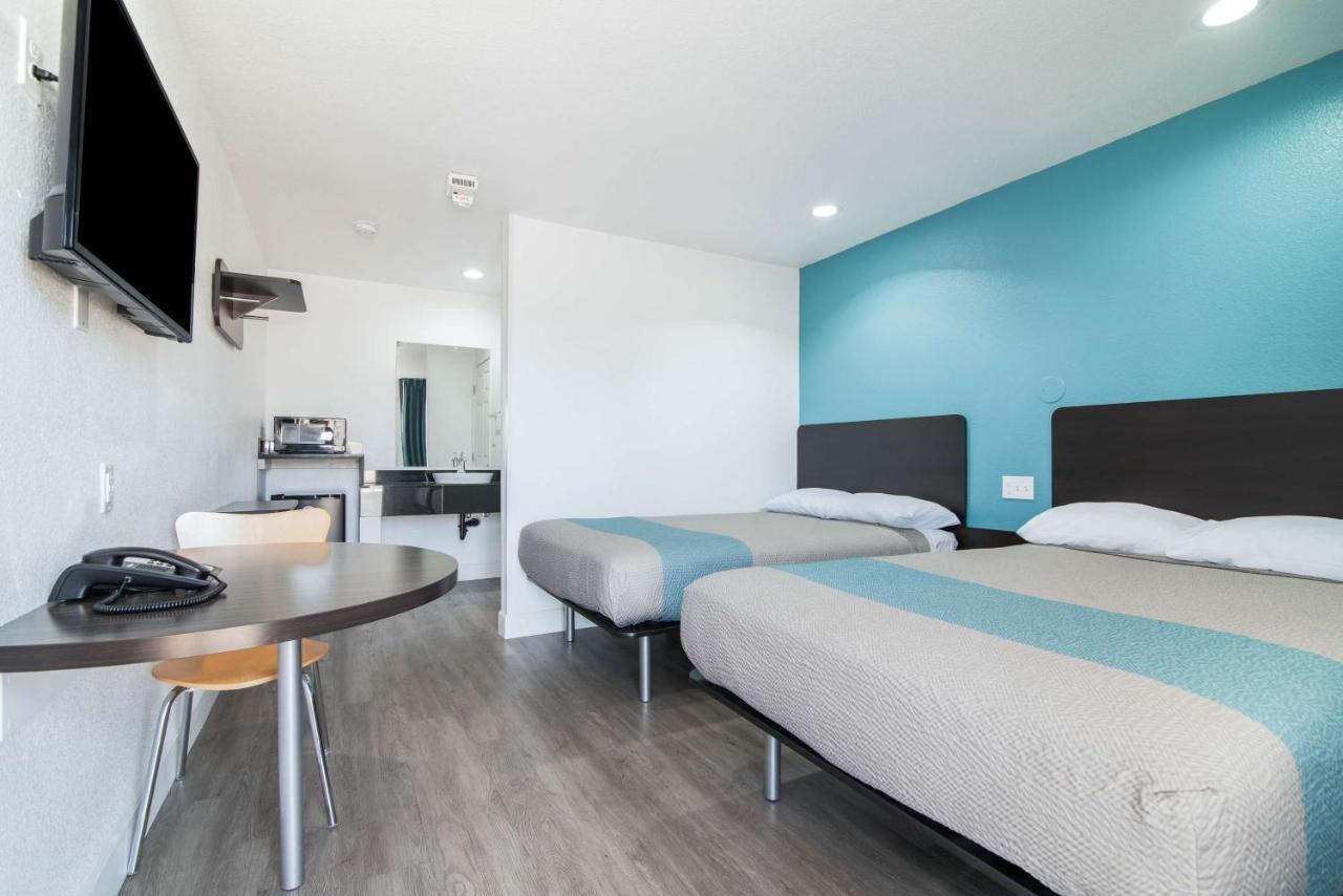 Motel 6-Moreno Valley, Ca - Perris Dış mekan fotoğraf